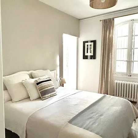 Domaine De Belisle Couette-café *