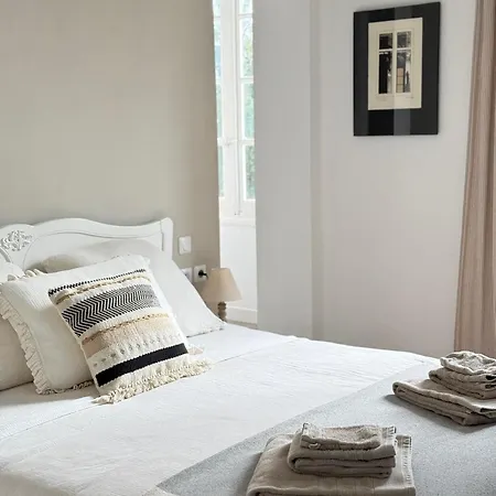 Domaine De Belisle Bed & Breakfast